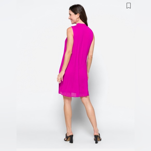 DKNY pleated fuchsia shift dress in size 8. - Picture 2 of 4